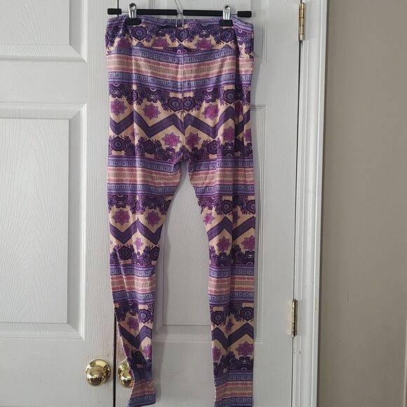 LulaRoe purple peach pink blue  Tall & Curvy leggings    Sz Tall and Curvy - Picture 4 of 6